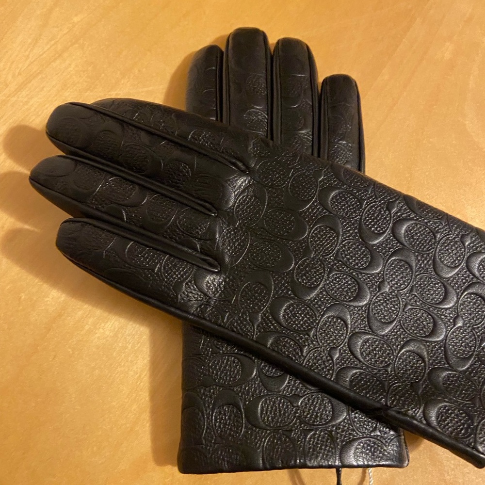Coach monogram tech gloves